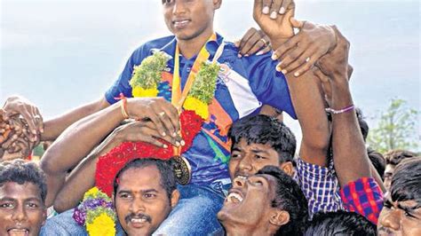 Heros Welcome For Paralympic Gold Medallist The Hindu