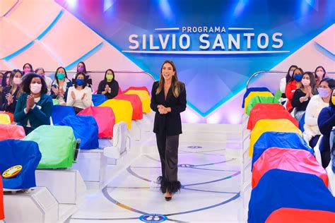 Patricia Abravanel Apresenta Programa Silvio Santos Inédito No Sbt