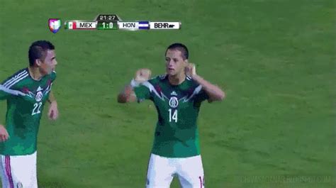  La Divertida Celebración De Gol De Chicharito Hernández