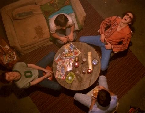 The friendship circle consisted of eric, kelso, donna, fez, hyde and jackie. Image result for that 70s show circle on We Heart It