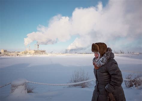 Russian Street Photographer Alex Vasyliev Captures Beautty Of Yakutia