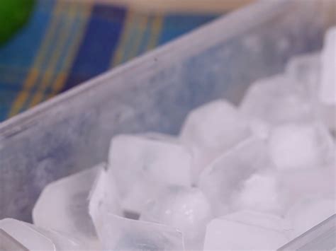 How To Make Ice Cubes With An Ice Tray 9 Steps Wikihow