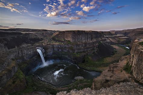 Palouse Falls At Night And The Morning After North Western Images