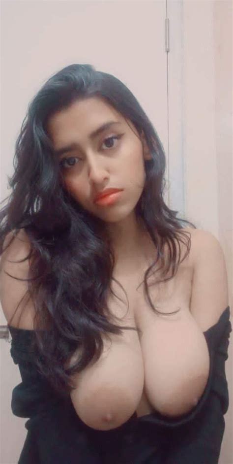 Big Boob Indian Girl Sanjana Nude Selfies Leaked Pictures Shooshtime