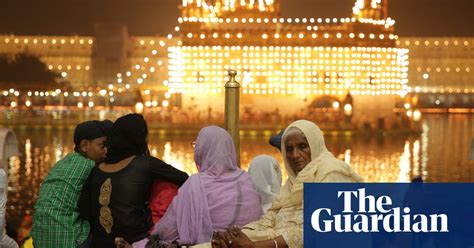 Diwali The Hindu Festival Of Lights In Pictures Life And Style