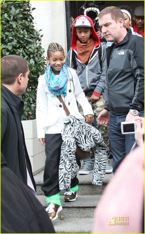 Add interesting content and earn coins. Willow Smith: Ready to Rock in Dublin! - Willow Smith Photo (19976434) - Fanpop