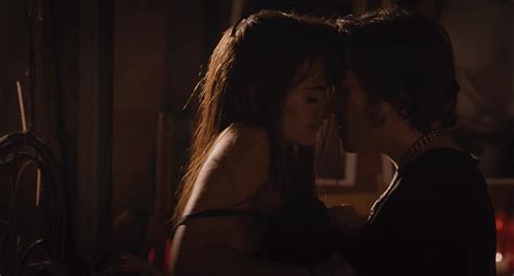 Naked Penélope Cruz in Twice Born