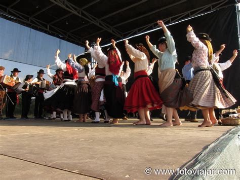 Folclore Português Tradições De Danças E Cantares Portugal