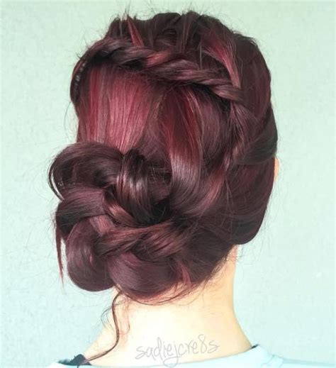 45 Side Hairstyles For Prom To Please Any Taste