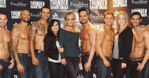 Britney Spears Took Her Mom To See Male Strippers And This Is What Happened Huffpost