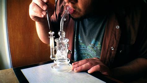 The 5 Best Electronic Dab Rigs For Dabbing Without A Blowtorch Herb