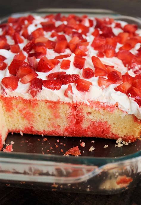 Try My Easy Strawberry Jello Poke Cake For A Light And Refreshing