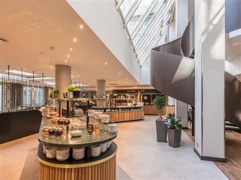 Hilton garden inn vienna south is located in the vibrant wienerberg city district, with a scenic wienerberg golfclub backdrop. Hilton Garden Inn Frankfurt City Centre - Foremost Hospitality