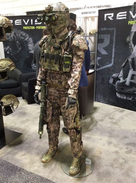 Sofic 2015 Revision’s Kinetic Operations Suit Tactical Gear Super Soldier Military Gear
