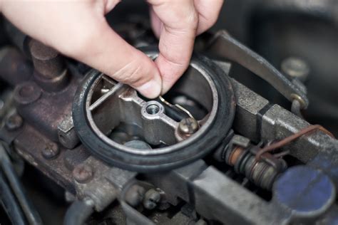 You can always press down a little more firmly if your partner asks or gestures for you to do so. How to Check Your Choke: 5 Steps (with Pictures) - wikiHow