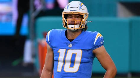 Lo llaman escape, escape room, salas de escape o juegos de resolver enigmas, pero al final todos consisten en escapar de la habitacion. Baker Mayfield Haircut : Justin Herbert Can Easily Pass Baker Mayfield S Rookie Touchdown Record ...