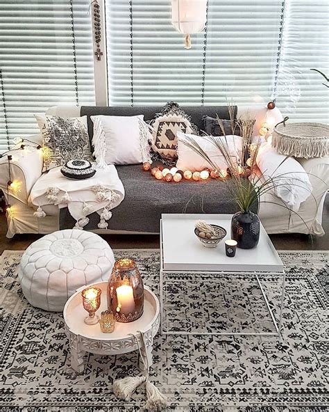 Black And White Bohemian Living Room Elements 1 Eclectic Furnishings