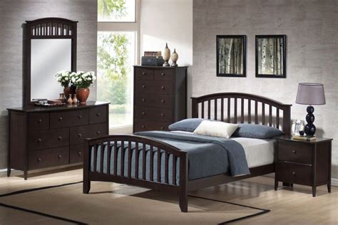 Take advantage of this spectacular sale and treat yourself to a new bedroom furniture set. Espresso Queen Bedroom Set | Bedroom sets queen, Master ...