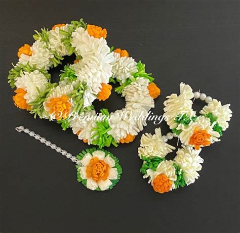 Gajra Flower Gajra Set Boho Jewelry Wedding Pithi Bangle Etsy