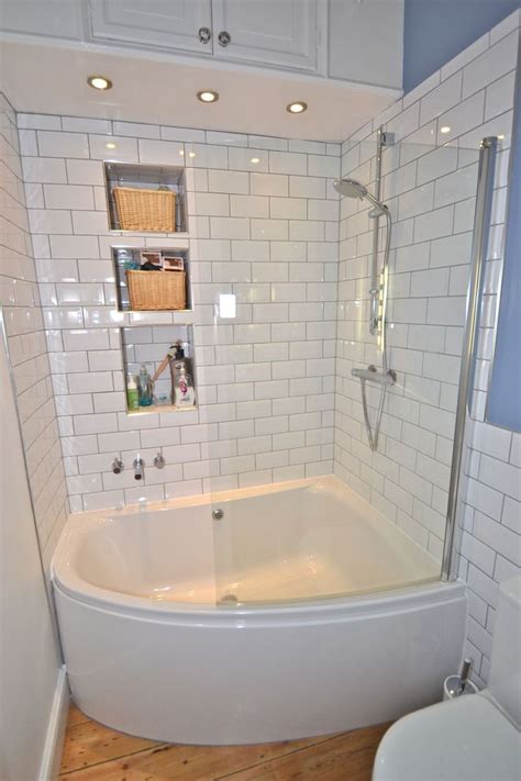 A soaking tub with an alcove installation is 18 inches deep and has a convenient integrated overflow drain for extra safety. it is generally rather small in length, however, it is big in height. Japanese Soaking Tubs For Small Bathrooms - Home Design ...