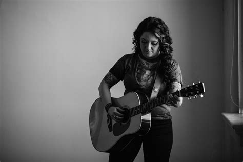 Ashley Mcbryde Takes Nashville No Gimmicks Required The New York Times