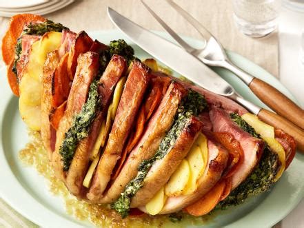 Roast lamb is an extremely common easter dinner entree in the uk—in fact, the brits almost need a roundup like this one, but named easter dinner ideas that aren't lamb.. Non Traditional Easter Dinner Ideas - My Non Traditional Easter Dinner Menu Plan Momma Can ...