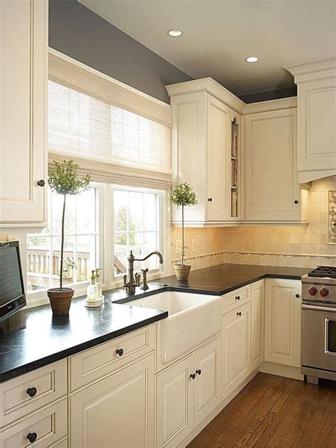Maybe you would like to learn more about one of these? ≫25 Antique White Kitchen Cabinets Ideas That Blow Your ...