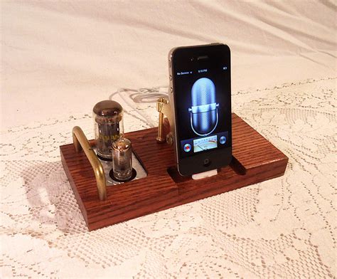 The Handmade Iphone 5 Docking Station Daily Cool Gadgets