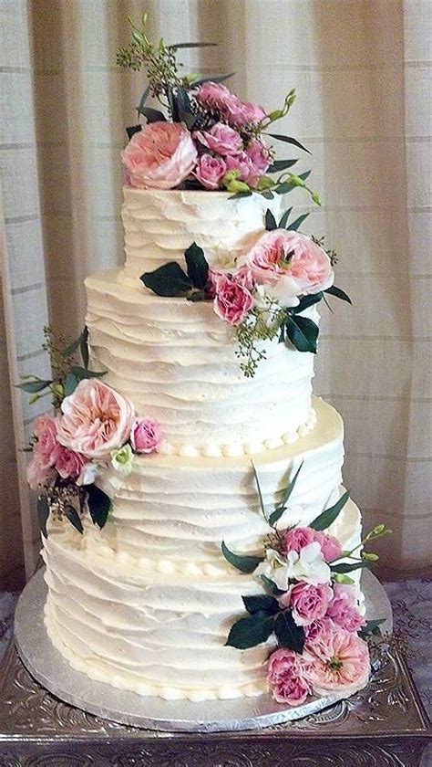Vintage Cake With Gorgeous Pink And Green Flower Accents Deer Pearl
