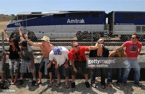 Mooning Of The Trains Fotografías E Imágenes De Stock Getty Images