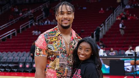 Simone Biles And Jonathan Owens Are Getting Married Teen Vogue