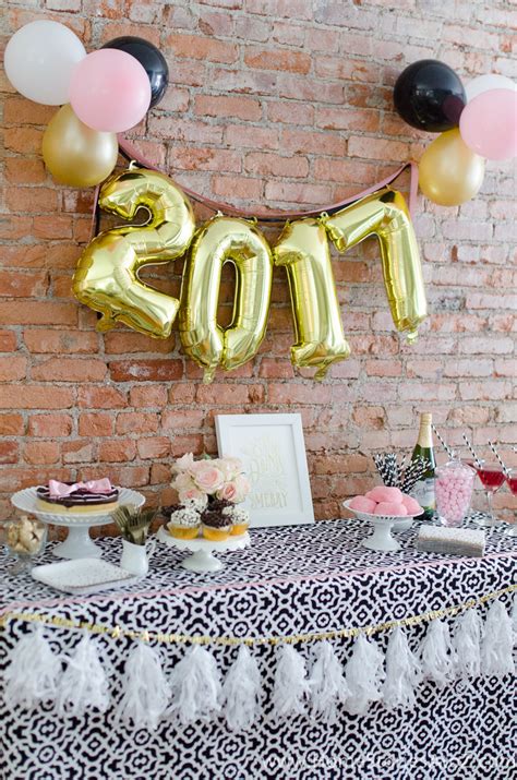 5 Easy New Years Eve Party Ideas