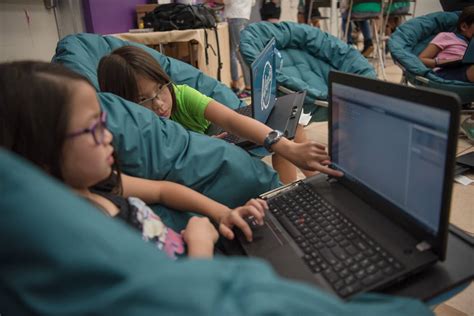 Stem Summer Camp For Girls Wraps Up In Nevada Las Vegas Review Journal