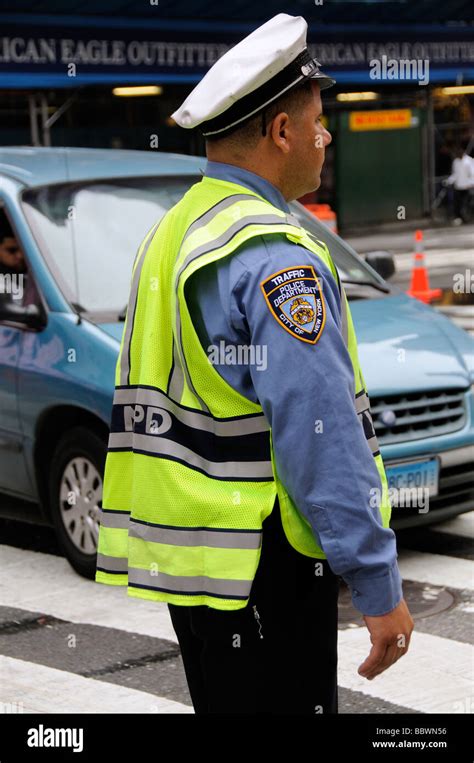 Policeman On Duty High Resolution Stock Photography And Images Alamy