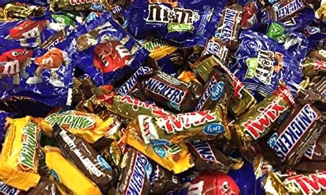 The History Behind Why Fun Size Candy Bars Became The Go To Treat On