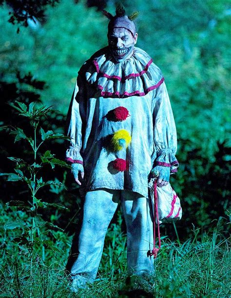 Twisty The Clown From American Horror Story Freak Show Tv Halloween Costumes 2015 Popsugar