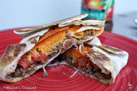 Crunchwraps are my favorite fast food. Homemade Crunchwraps--like Taco Bell's, but better ...