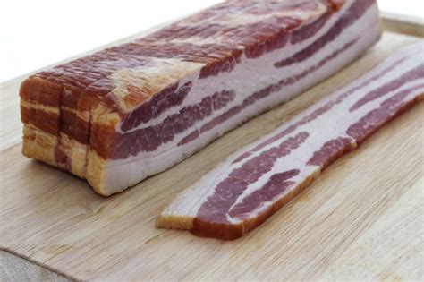 Streaky Bacon 4x225k Debriar