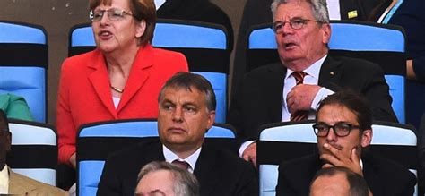 From wikimedia commons, the free media repository. Itthon: Orbán Gáspár fotója védhetetlen, de máskor ...