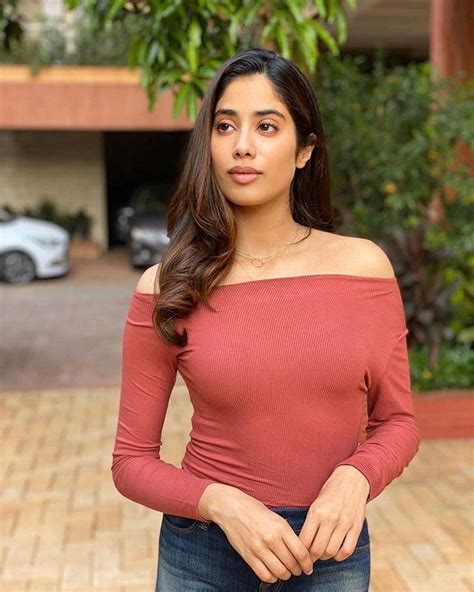 Instant Bollywood On Instagram “janhvi Kapoors This Sensuous Dusky Look Is Winning The