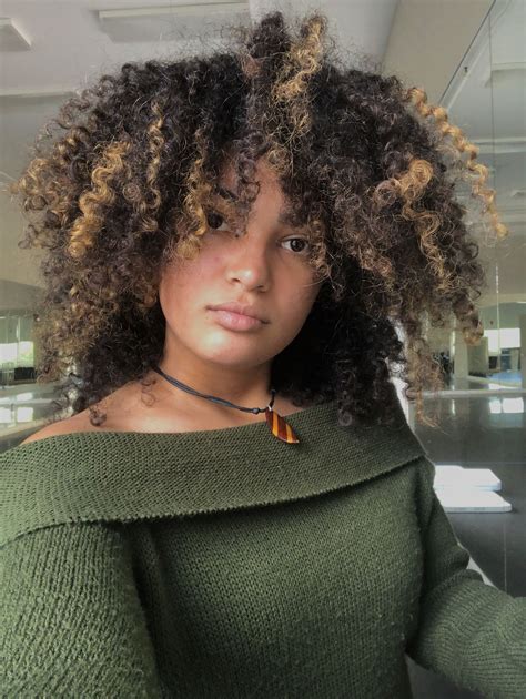 Curly Beauty Afro Latina Beauty Afro