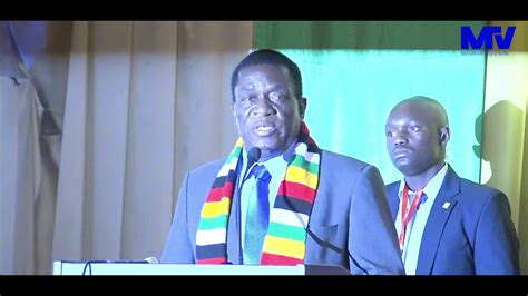 Raisi Wa Zimbabwe Emmerson Mnangagwa Baada Ya Kuwasili Nchini Masanja Tv Youtube