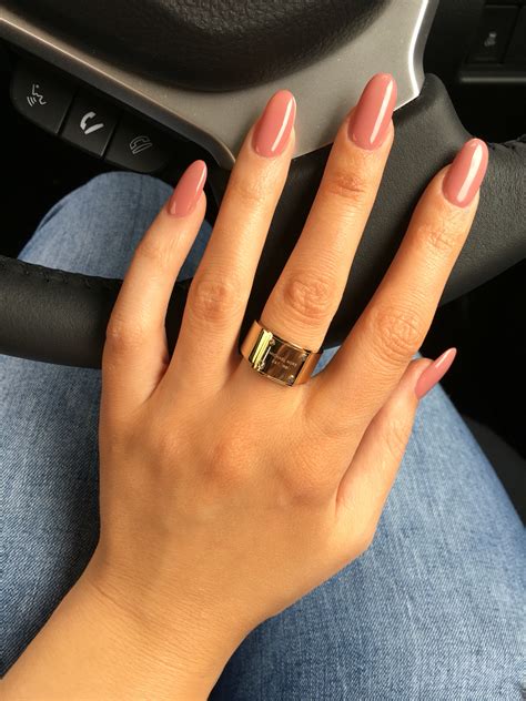 Acrylic nails round - New Expression Nails