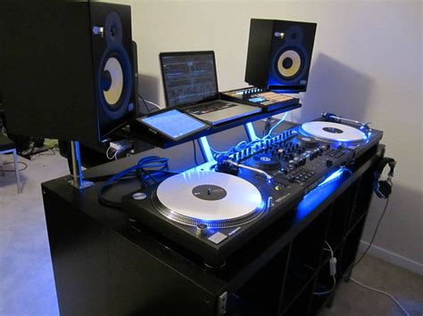 the improvised dj production desk thread dj booth dj setup dj