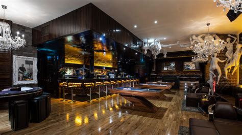 Q Shoreditch Lounge Bar And Nightclub With Pool And Gaming
