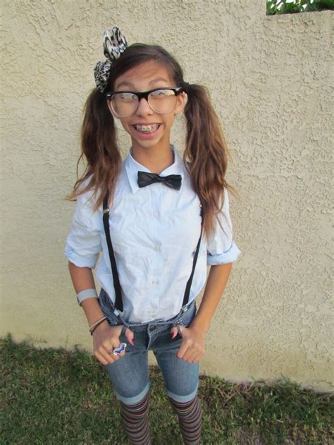 How To Be A Cute Nerd For Halloween Anns Blog