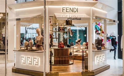 How The Fashion Industry Is Making The Most Of Pop Up Stores