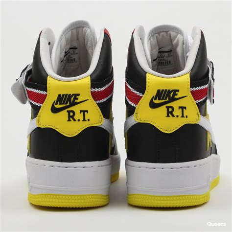 After a first announcement in january, we can finally give you a detailed look at the upcoming collaboration between givenchy creative director riccardo tisci and nike. Boty Nike Riccardo Tisci x Nike Air Force 1 High (AQ3366 ...