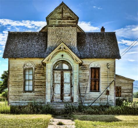 11 Abandoned School Buildings In Idaho