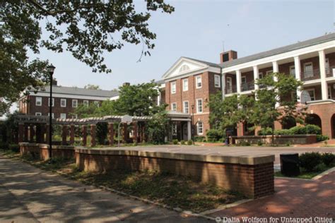 Uncover The Secrets Of Governors Island On Our New Summer Tour